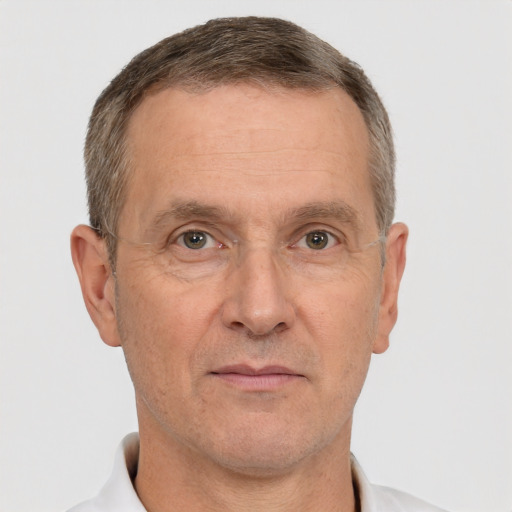 Neutral white middle-aged male with short  brown hair and brown eyes