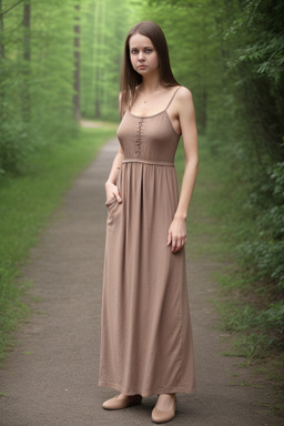 Finnish adult female with  brown hair