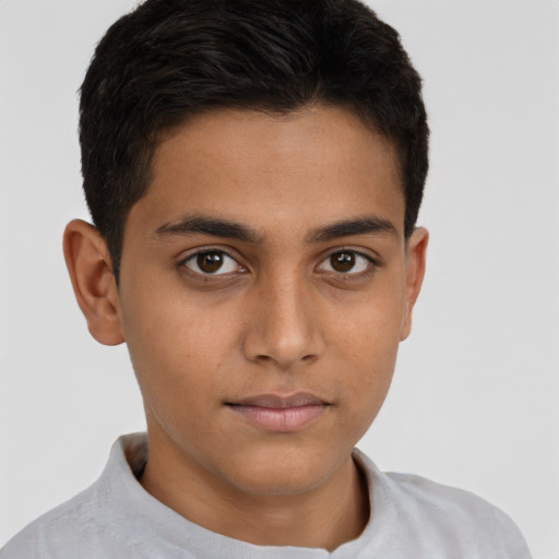 Neutral latino young-adult male with short  brown hair and brown eyes