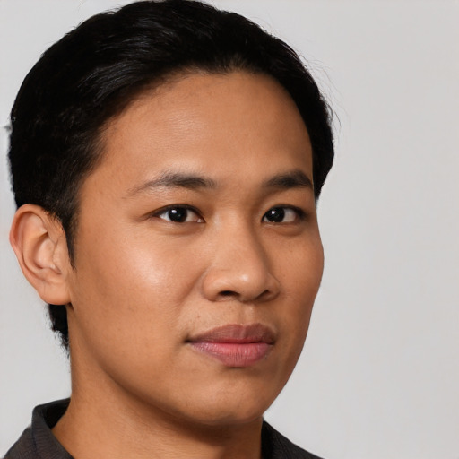 Neutral latino young-adult male with short  brown hair and brown eyes