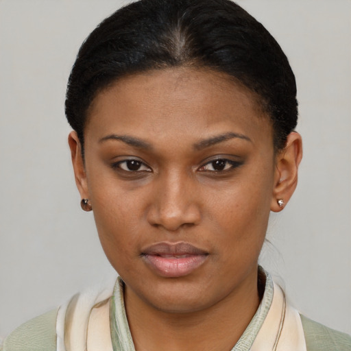 Neutral latino young-adult female with short  brown hair and brown eyes