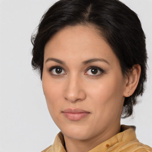 Neutral latino young-adult female with medium  brown hair and brown eyes
