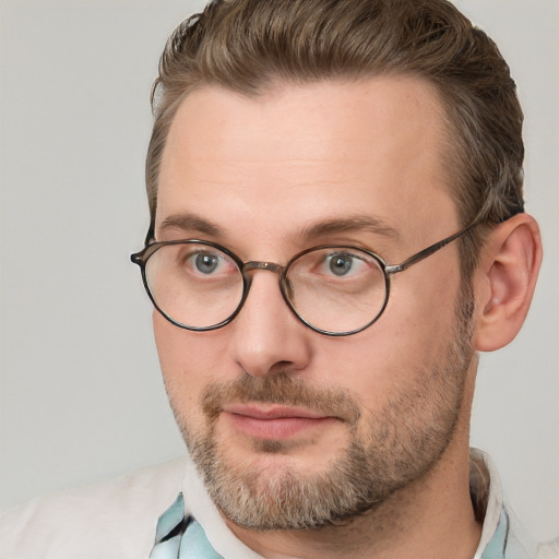 Neutral white adult male with short  brown hair and brown eyes