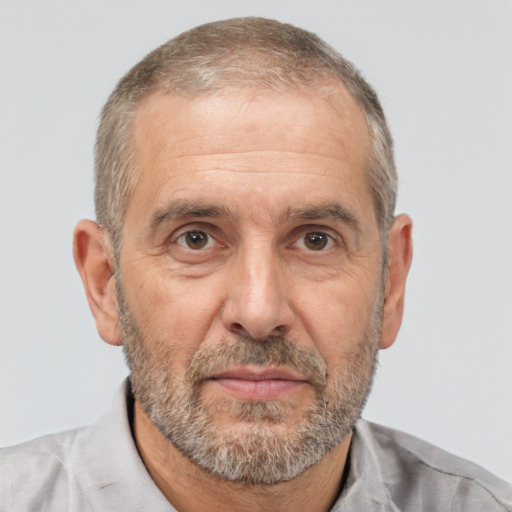 Neutral white middle-aged male with short  brown hair and brown eyes