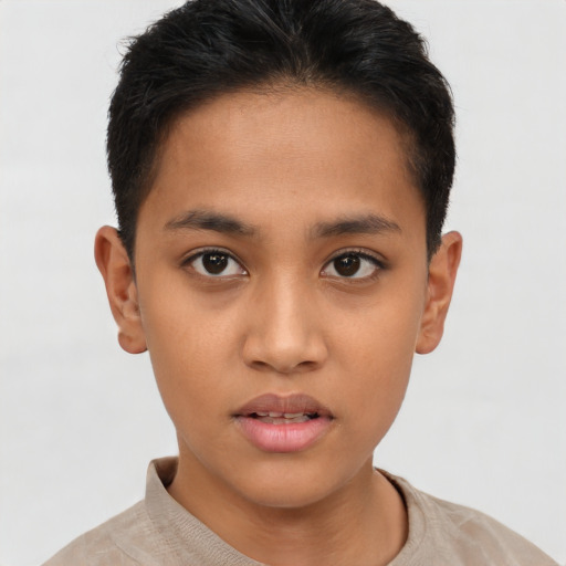 Neutral latino young-adult male with short  brown hair and brown eyes