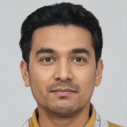Neutral latino young-adult male with short  black hair and brown eyes