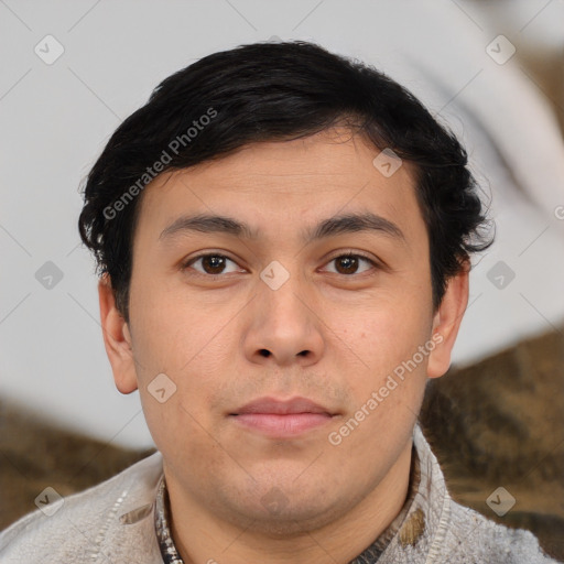 Neutral latino young-adult male with short  brown hair and brown eyes