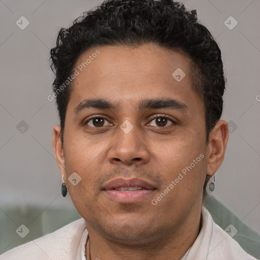 Neutral latino young-adult male with short  brown hair and brown eyes