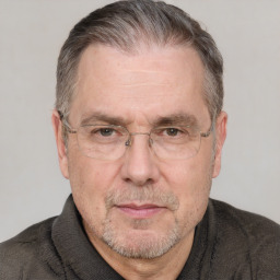 Neutral white middle-aged male with short  brown hair and brown eyes