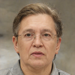 Neutral white middle-aged male with short  brown hair and brown eyes