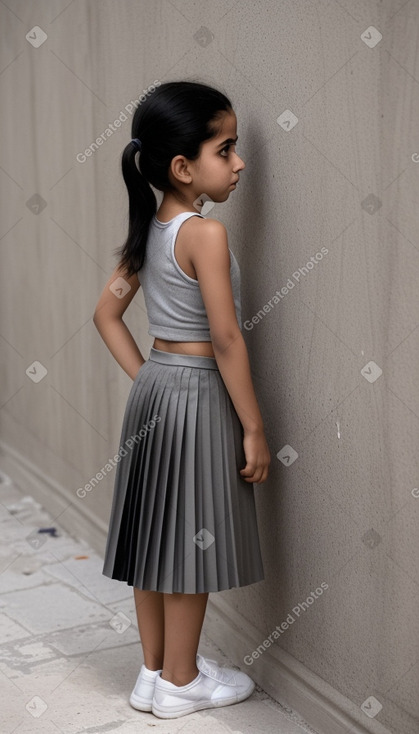 Bahraini child girl with  gray hair