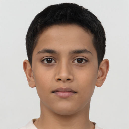 Neutral latino young-adult male with short  brown hair and brown eyes