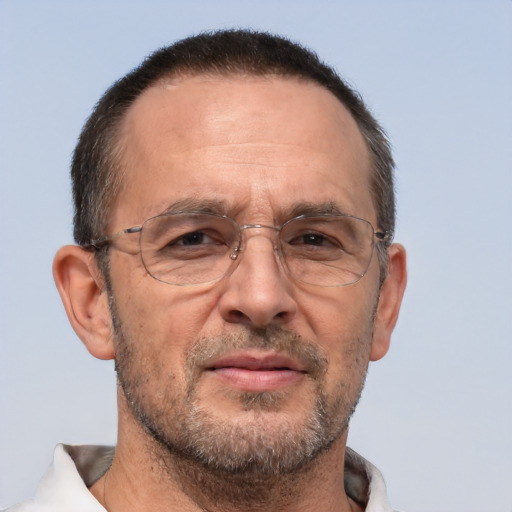 Neutral white middle-aged male with short  brown hair and brown eyes