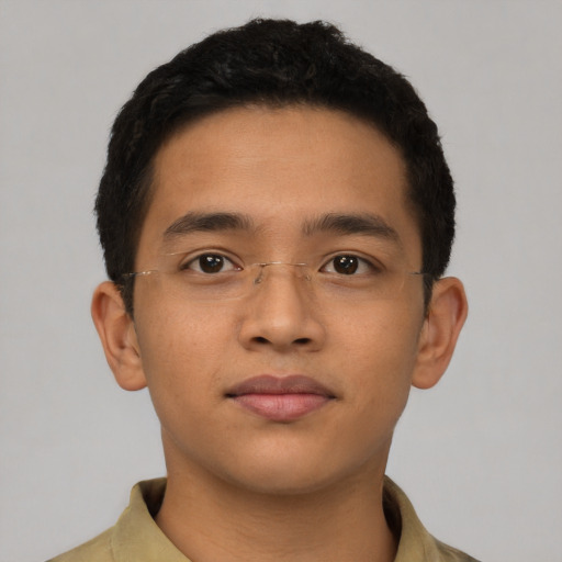 Neutral latino young-adult male with short  brown hair and brown eyes