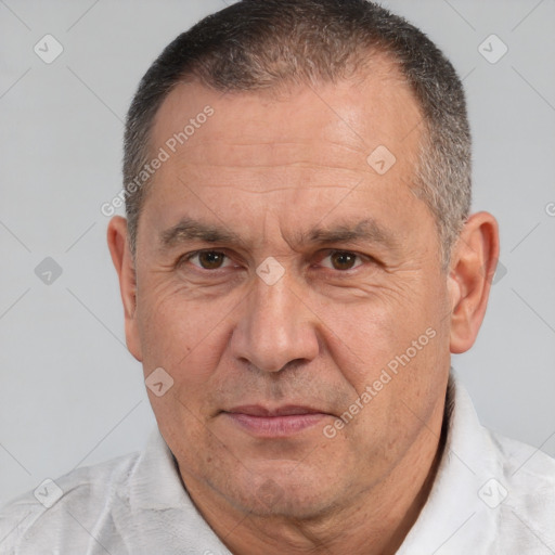 Neutral white middle-aged male with short  brown hair and brown eyes