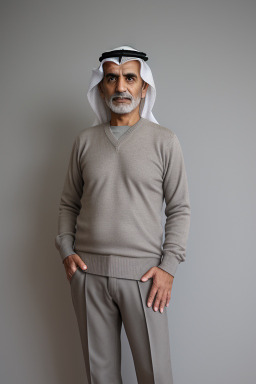 Emirati 45 years male with  gray hair