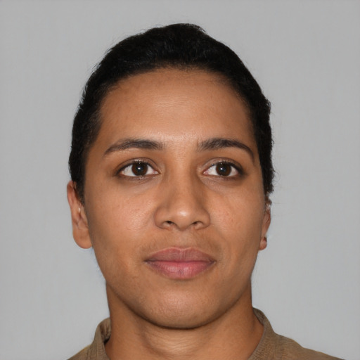 Neutral latino young-adult female with short  brown hair and brown eyes