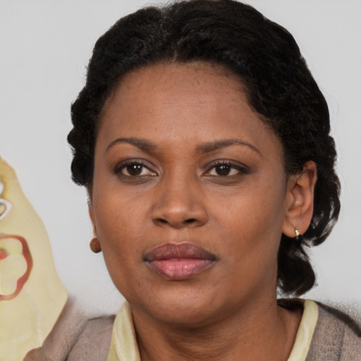 Neutral latino adult female with short  brown hair and brown eyes