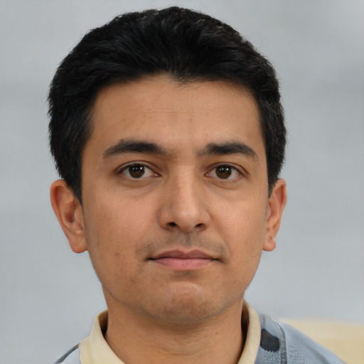Neutral latino young-adult male with short  black hair and brown eyes
