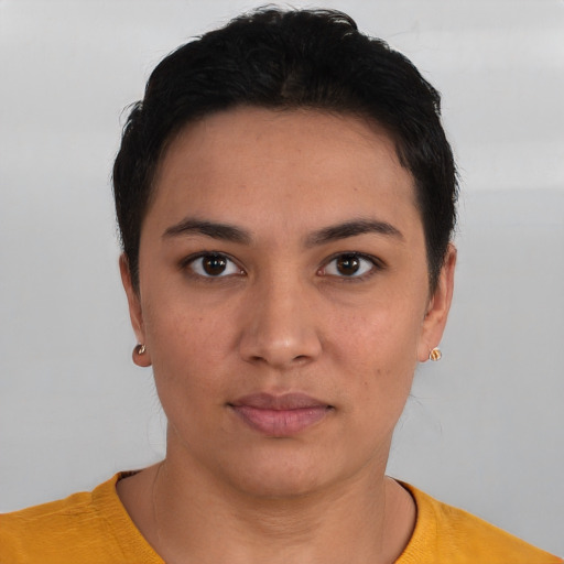 Neutral latino young-adult female with short  brown hair and brown eyes