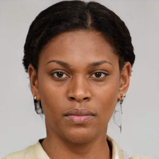 Neutral latino young-adult female with short  brown hair and brown eyes