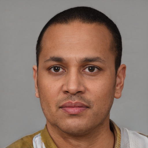 Neutral latino adult male with short  black hair and brown eyes