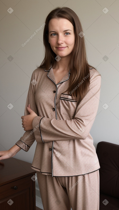 Dutch adult female with  brown hair