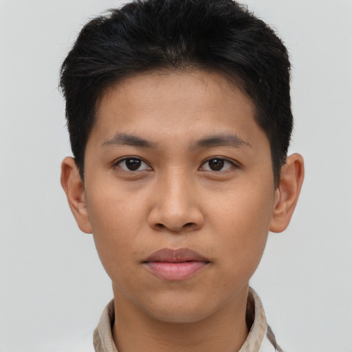 Neutral latino young-adult male with short  brown hair and brown eyes