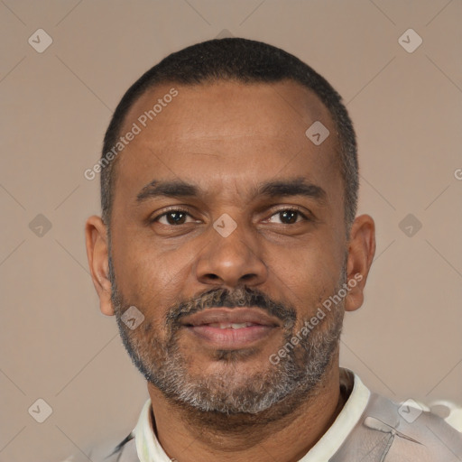 Neutral latino adult male with short  brown hair and brown eyes