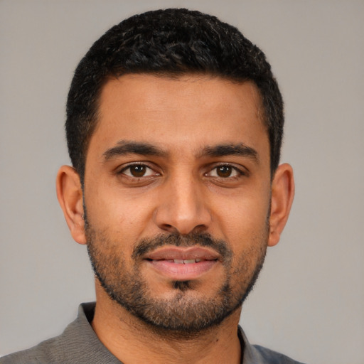 Neutral latino young-adult male with short  black hair and brown eyes